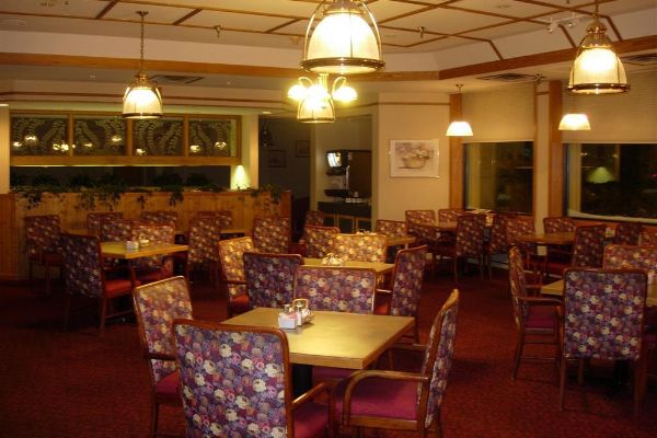 ALPINE LODGE MAGNUSON HOTEL (Gaylord)